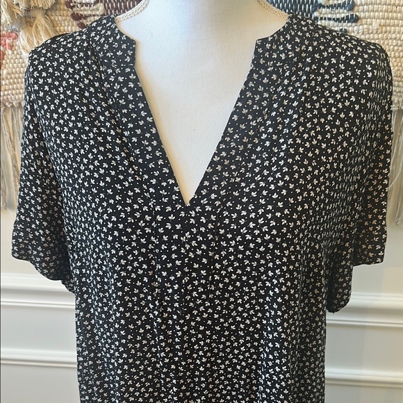 H&M Black and White Midi Dress - Picture 4 of 5